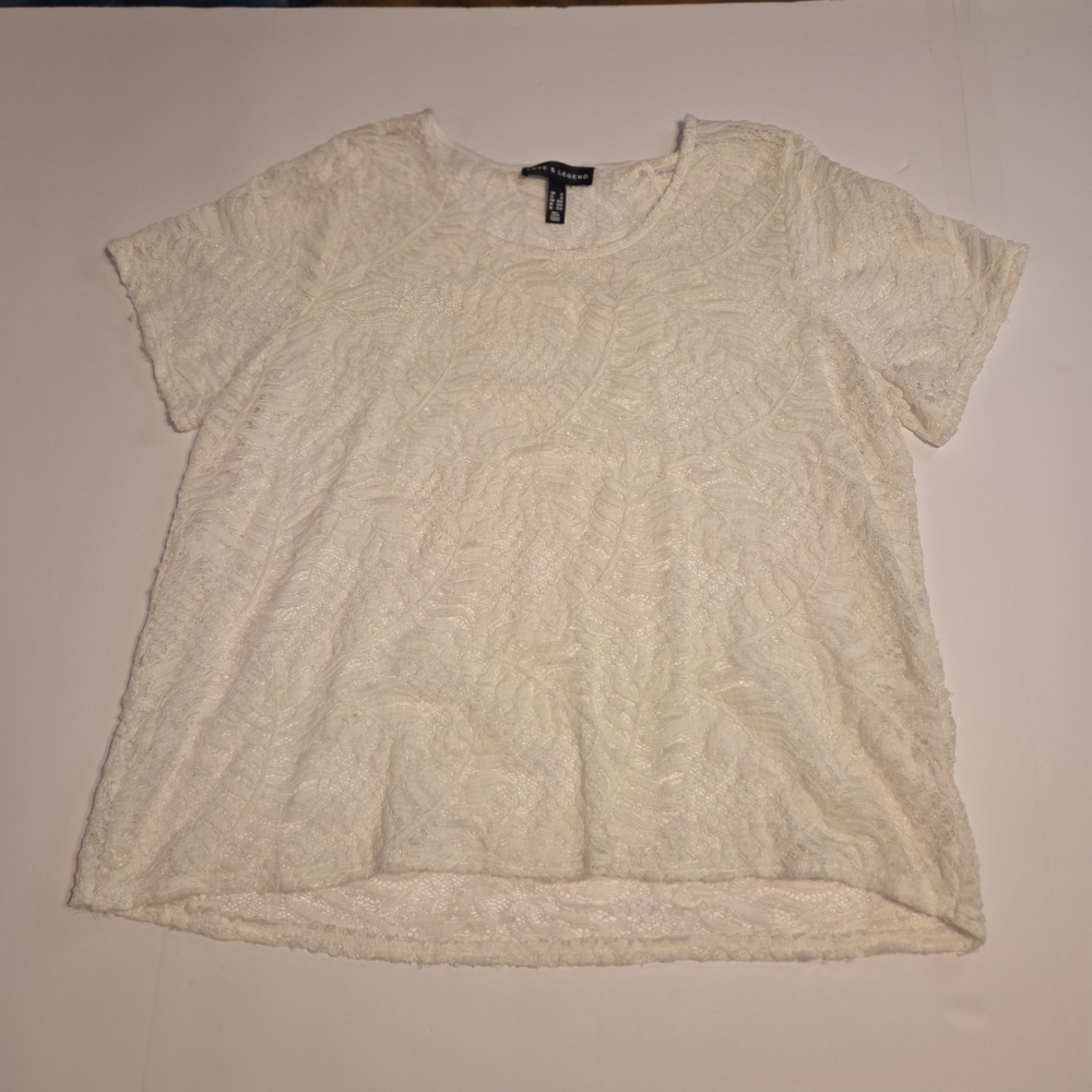 Love & Legend White Leaf Lace Short Sleeve Cream Top